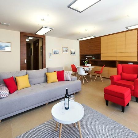 Apartment Main Street Задар Экстерьер фото