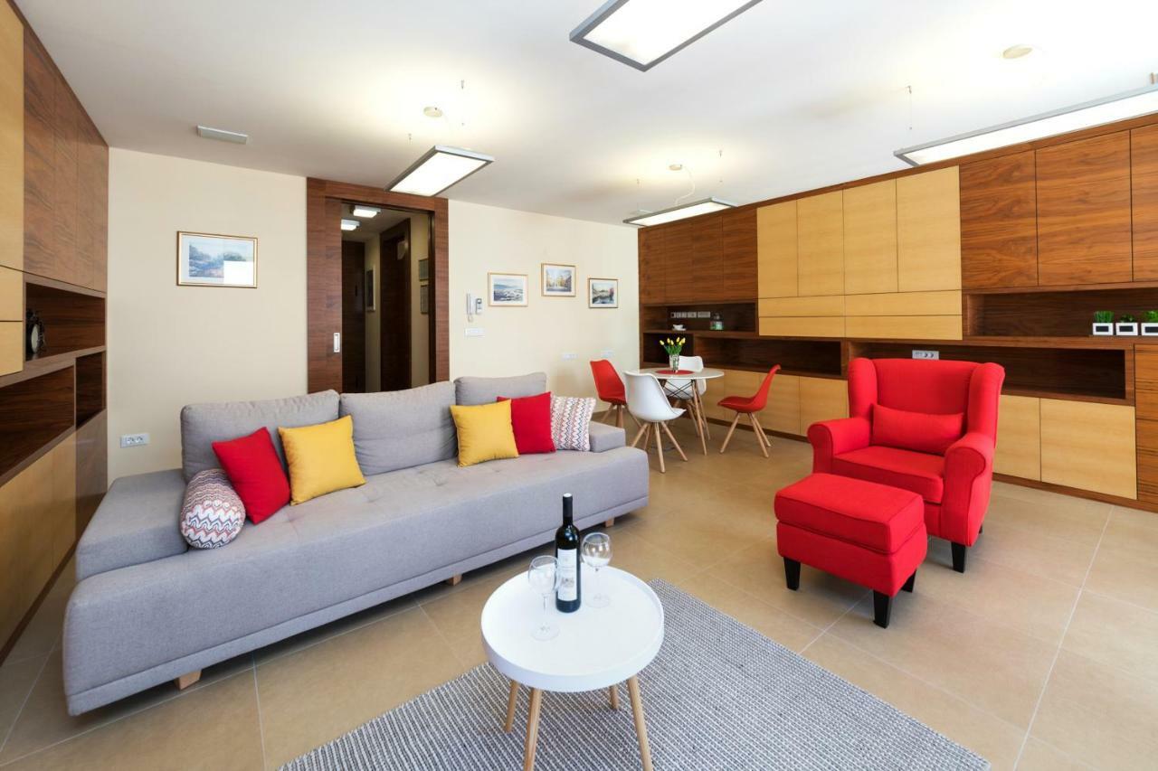 Apartment Main Street Задар Экстерьер фото